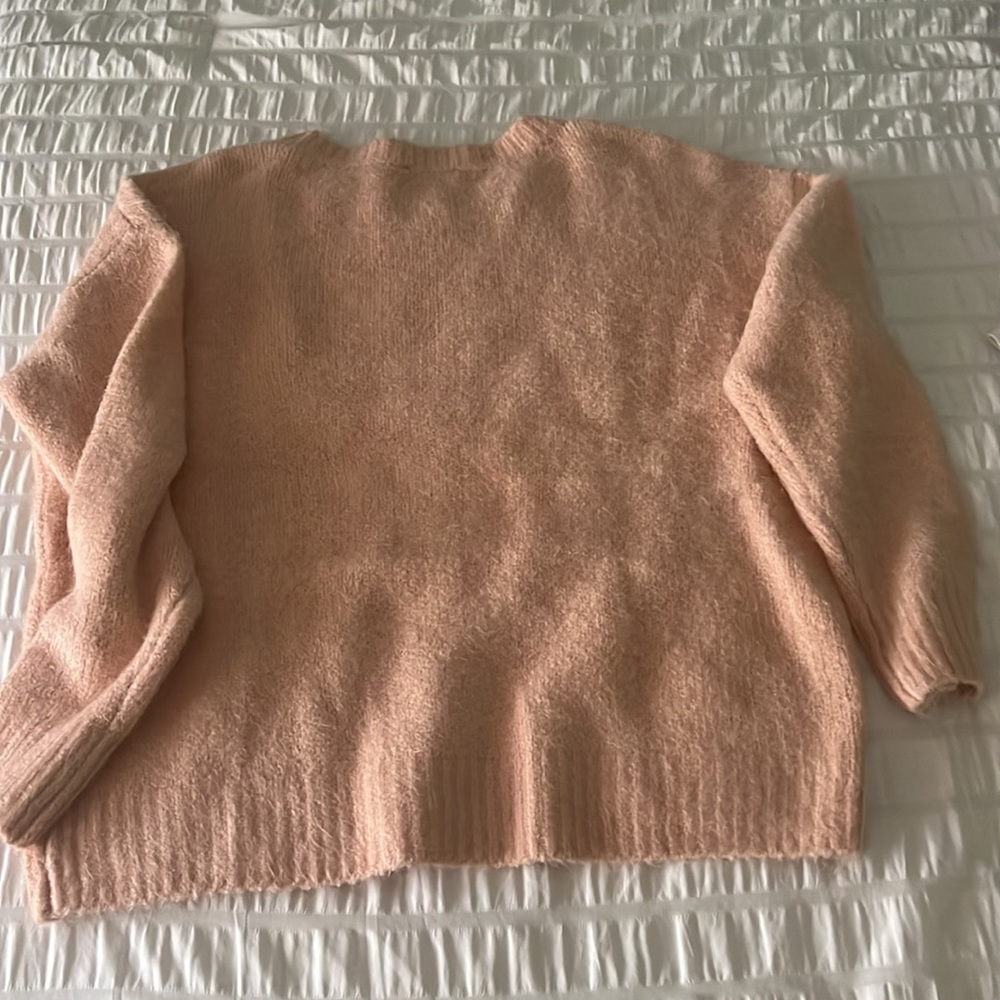 Express Sweater - Picture 4 of 4